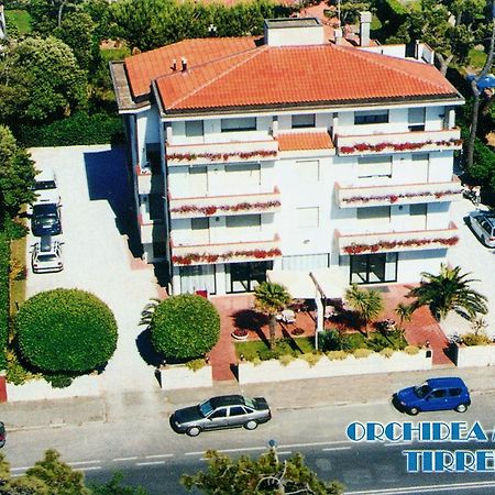 Aparthotel Orchidea Marina Tirrenia Exterior foto