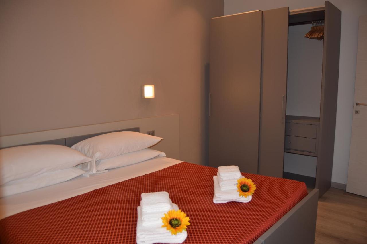 Aparthotel Orchidea Marina Tirrenia Exterior foto