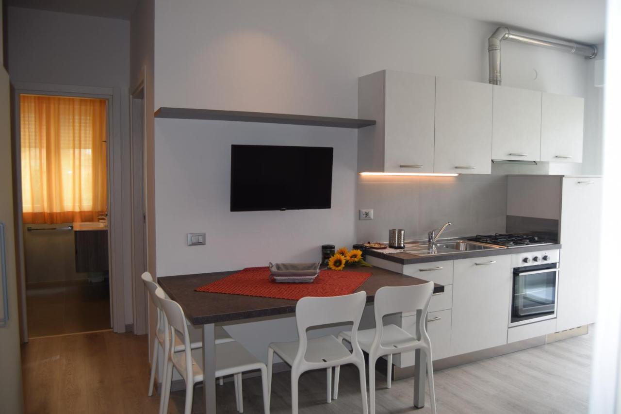 Aparthotel Orchidea Marina Tirrenia Exterior foto