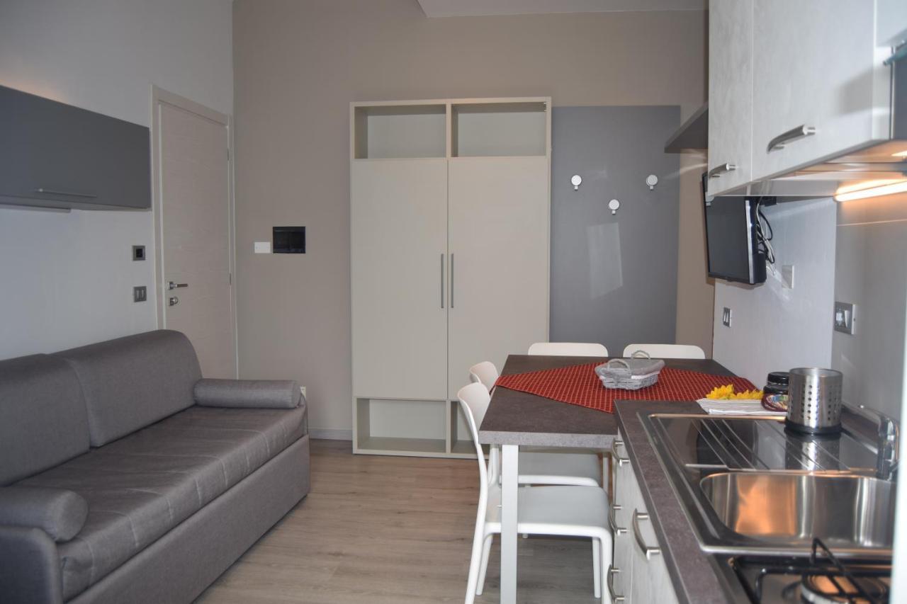 Aparthotel Orchidea Marina Tirrenia Exterior foto