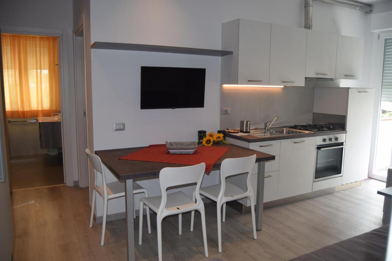 Aparthotel Orchidea Marina Tirrenia Exterior foto